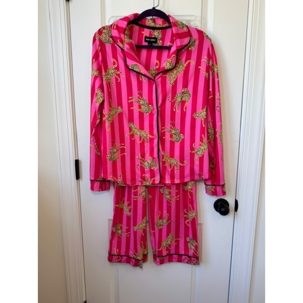 Room Service Pink Striped Leopard Print Pajama Set Long Sleeve Button Down L